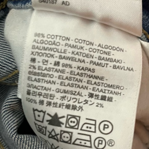 Levi’s • Mile High Wide Leg Crop Blue Jeans - Picture 6 of 7